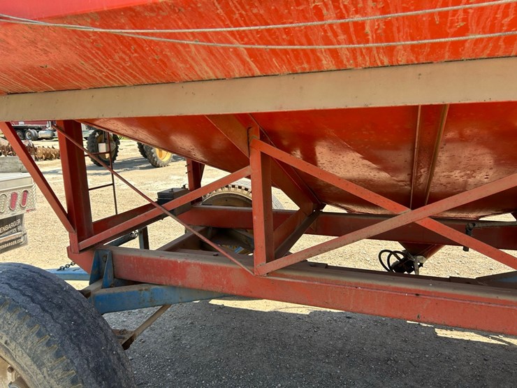 killbros-375-grain-hauler-seed-tender-image-13