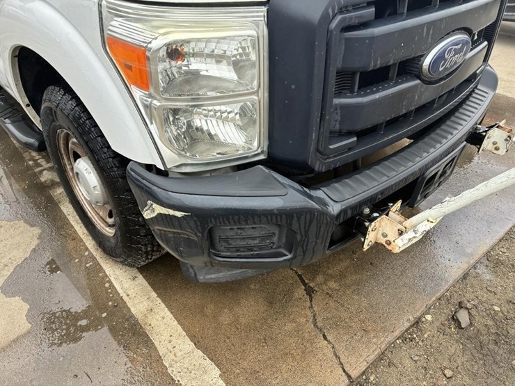2014-ford-f250-xl-image-5