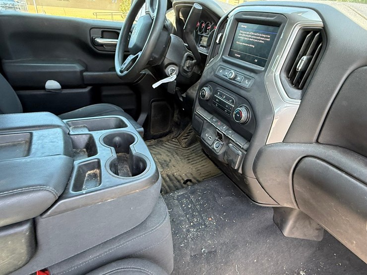 2021-chevrolet-silverado-1500-image-39