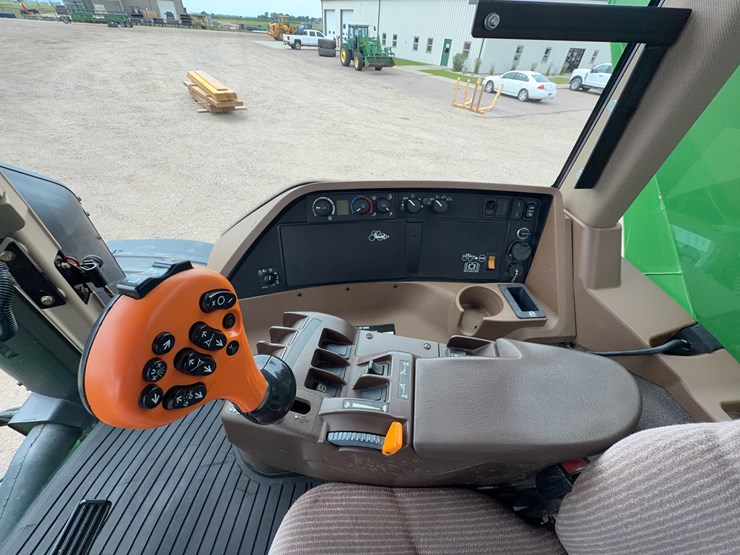 2012-john-deere-4940-image-39