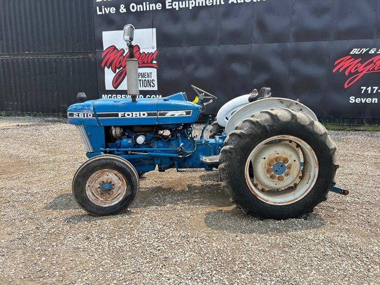 ford-2810-image-3
