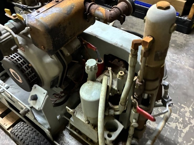 #415-•-kinjet-diesel-chemical-sprayer-image-81