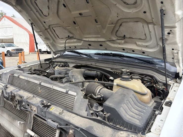 2009-ford-f550-xl-image-7