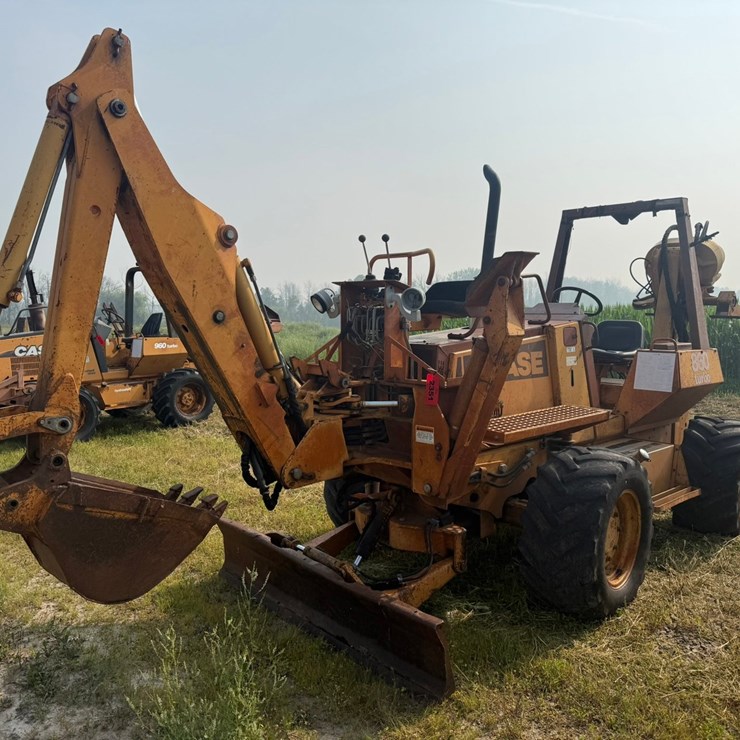 CASE 860