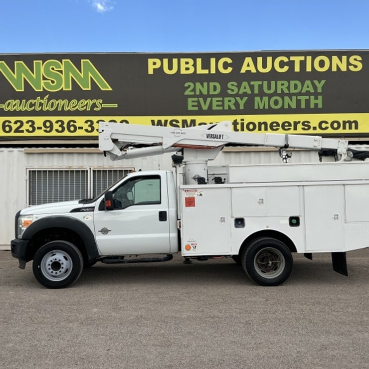 2012 FORD F550