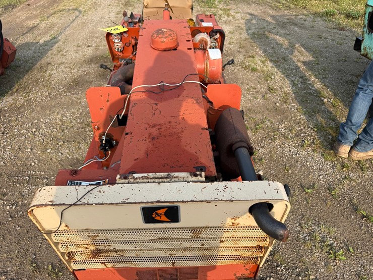 ditch-witch-350sx-image-10