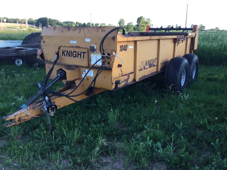 knight-1040-image-1