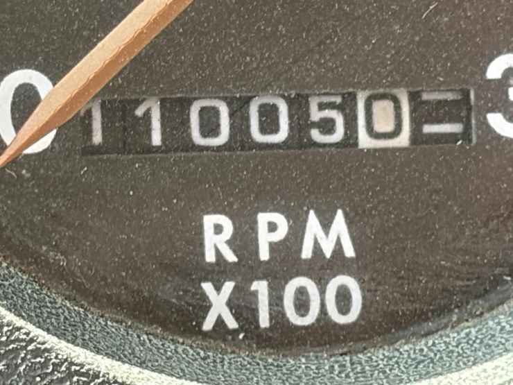 2000-freightliner-fl80-service-utility-truck-image-26
