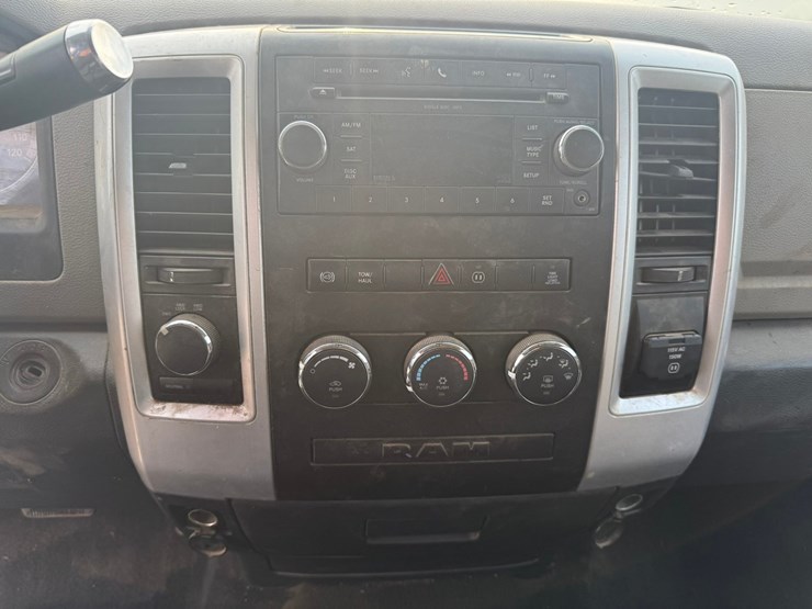 dodge-2500-image-35