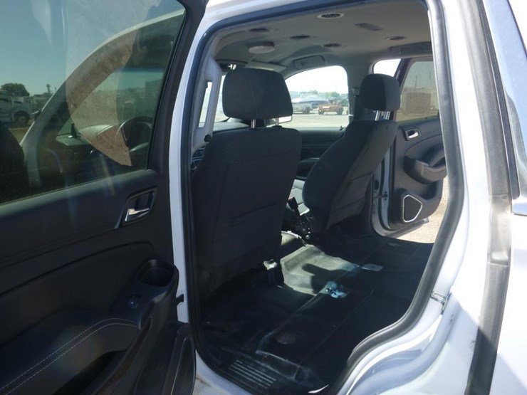 2019-chevrolet-tahoe-image-7