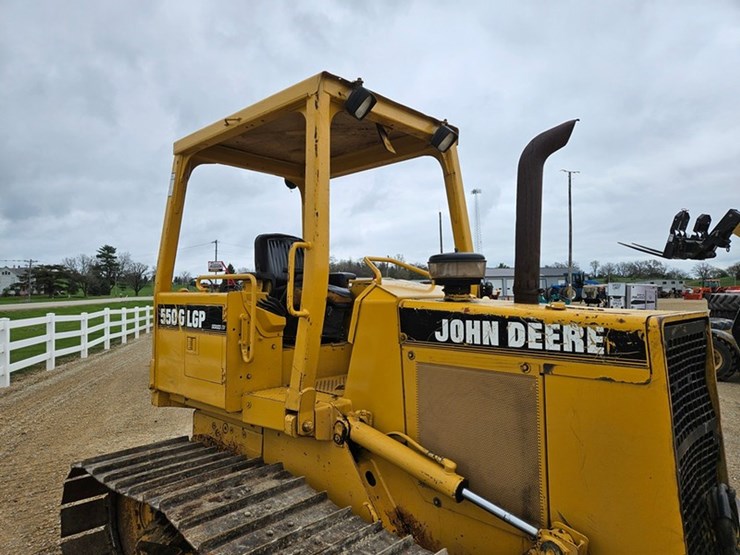 deere-550g-lgp-image-42