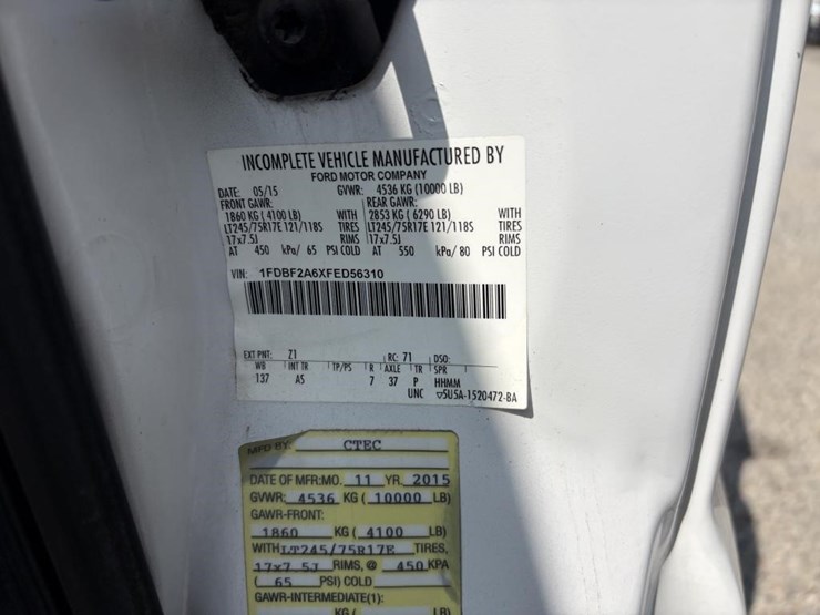 2015-ford-f250-image-16