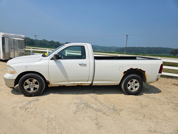 2009-dodge-1500-image-2