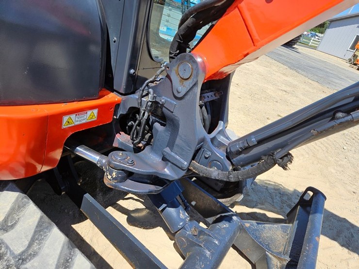 kubota-kx057-4-image-23
