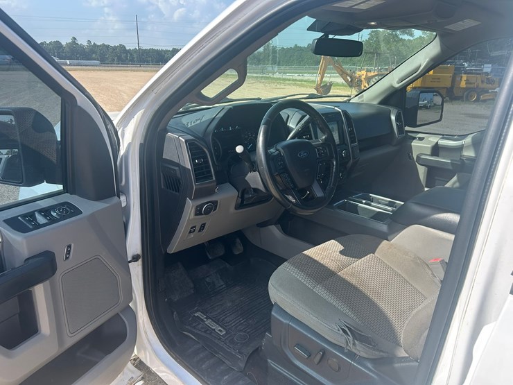 2019-ford-f150-image-14