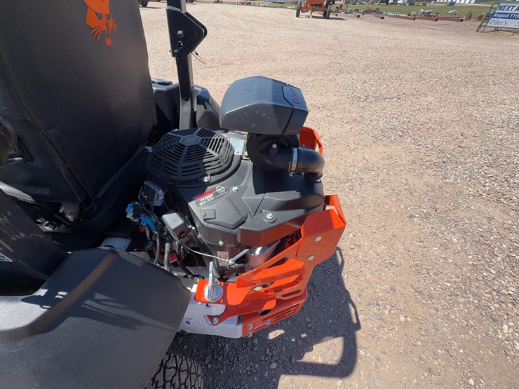 2023-bobcat-zt7072sp-zero-turn-mower-image-18