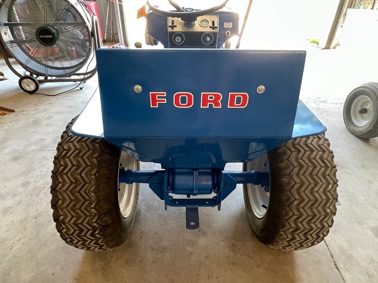 ford-100-image-13