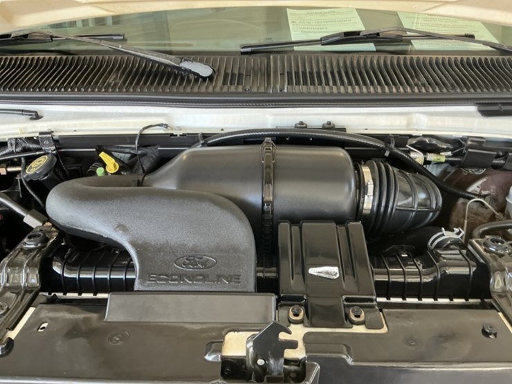 1999-ford-cargo-image-13