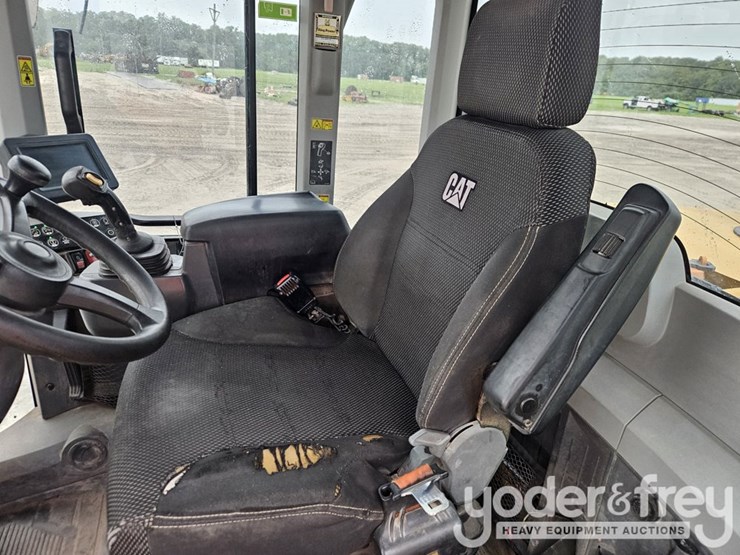 2020-caterpillar-938m-image-23