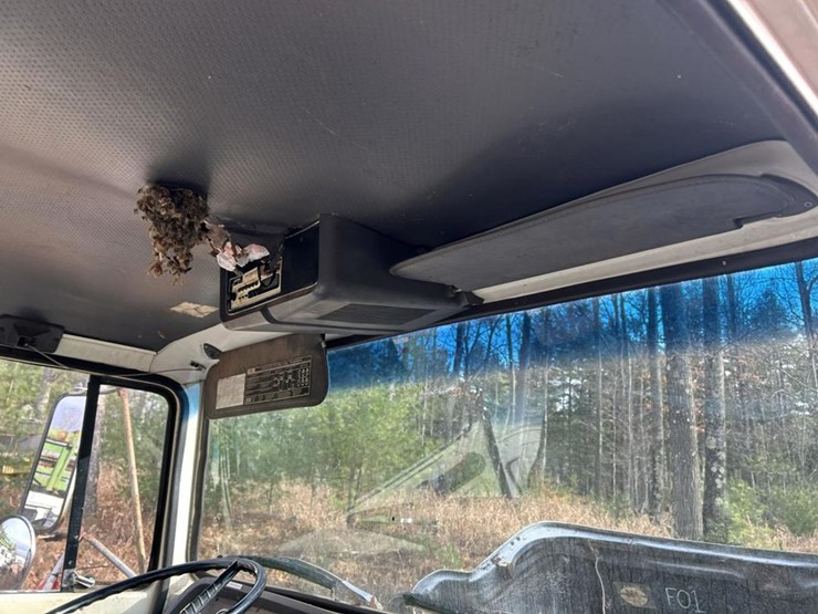 1989-ford-l9000-image-73