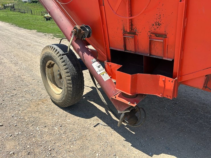 killbros-375-grain-hauler-seed-tender-image-21