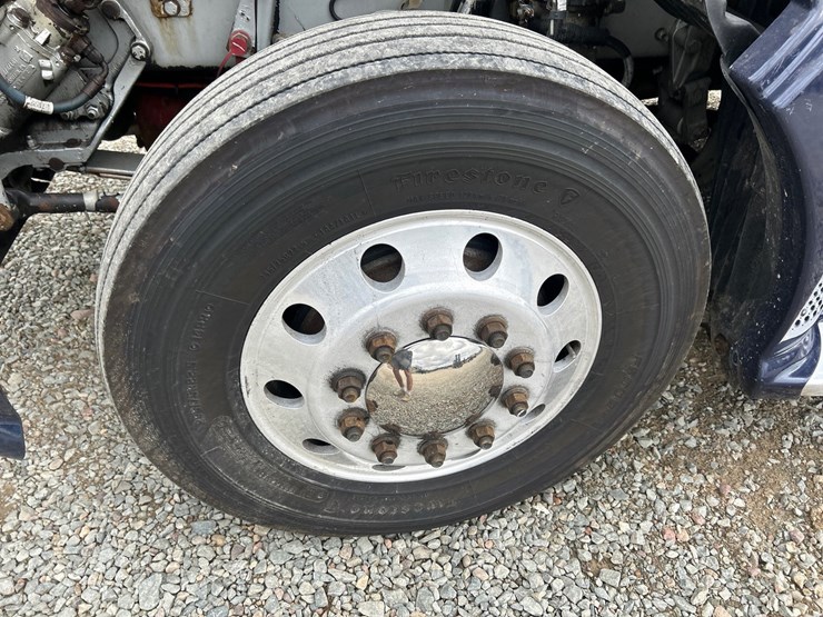 2017-kenworth-t660-image-77