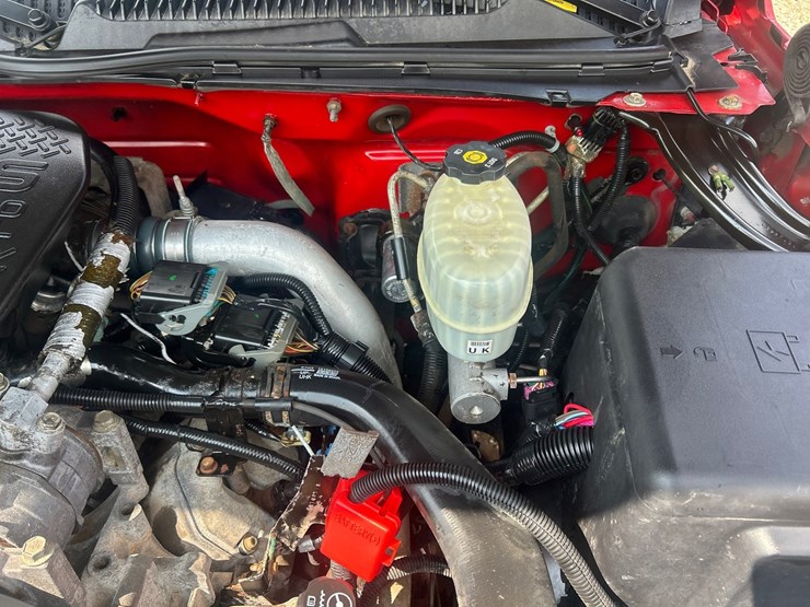 2005-chevrolet-2500-image-36