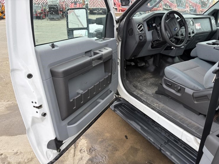 2012-ford-f250-image-13