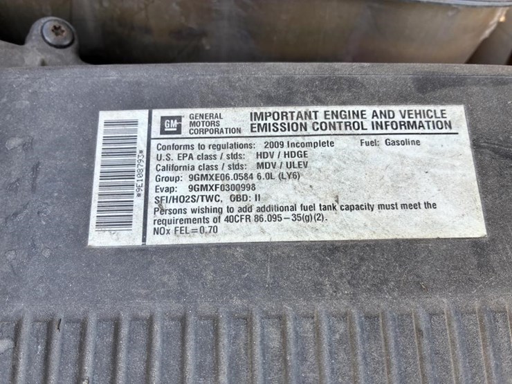 2009-chevrolet-3500hd-image-9