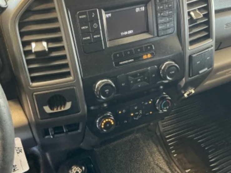 2019-ford-f550-image-25