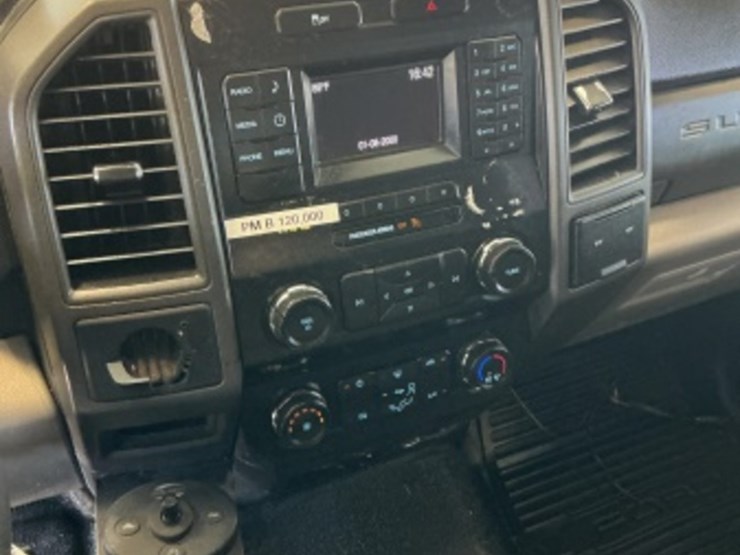 2019-ford-f250-image-24