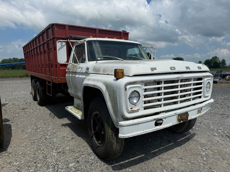 ford-f600-image-3