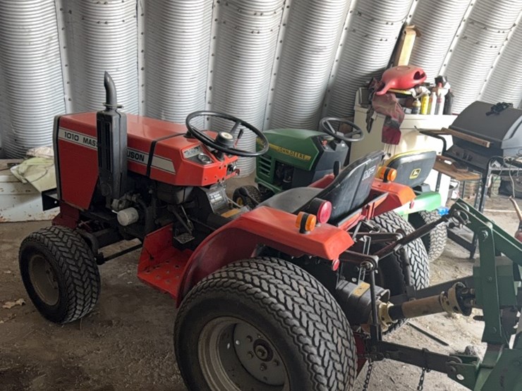 massey-ferguson-1010-image-26