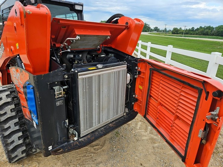 kubota-svl95-2s-image-19
