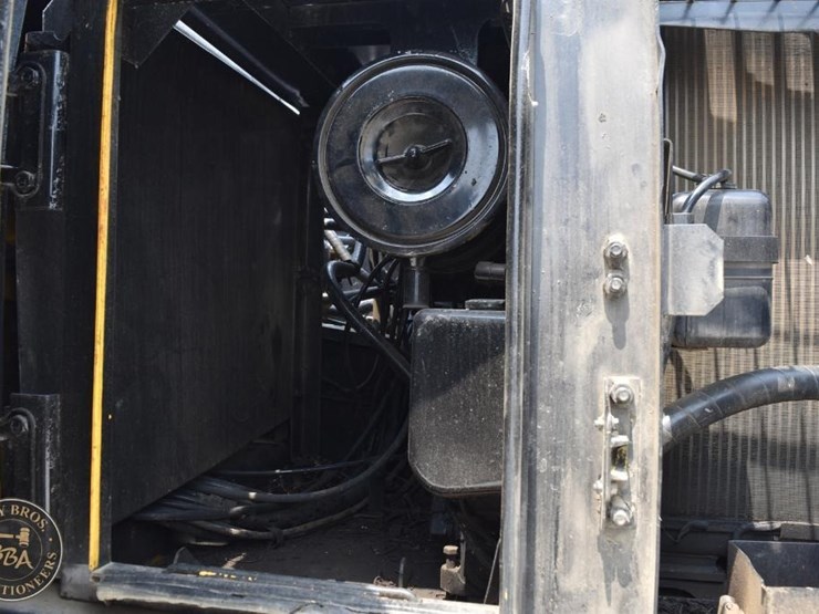 1998-komatsu-pc200-lc-6-image-28