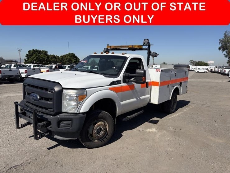2014-ford-f350-xl-image-1