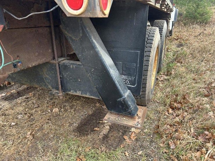 1989-ford-l9000-image-43