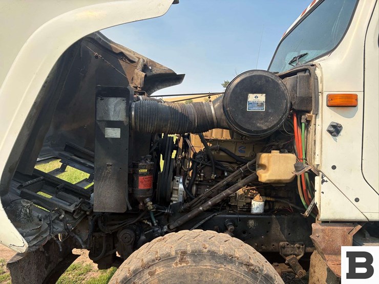 1990-international-f2574-image-19