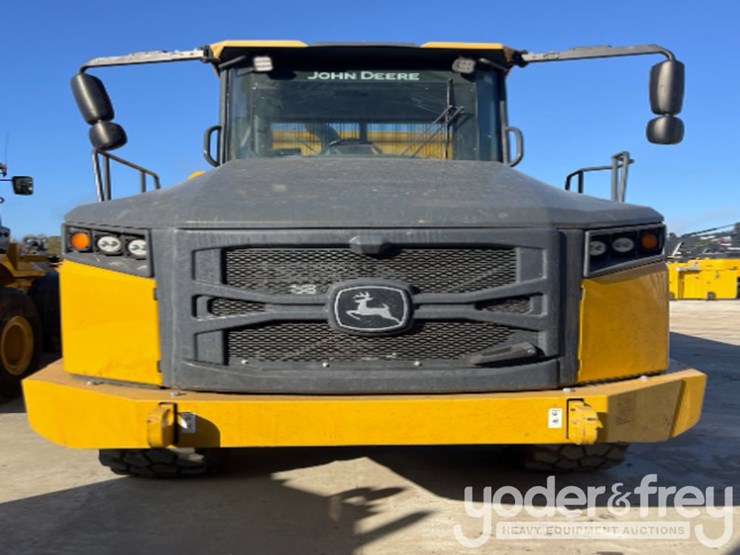 2023-deere-260p-image-2