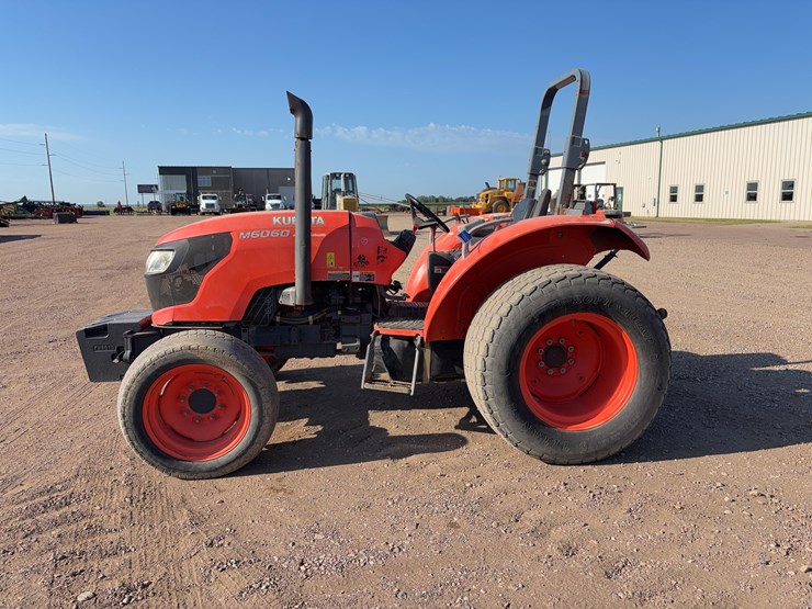 kubota-m6060-image-7