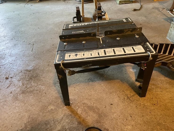 miter-saw-w/router-table-image-3