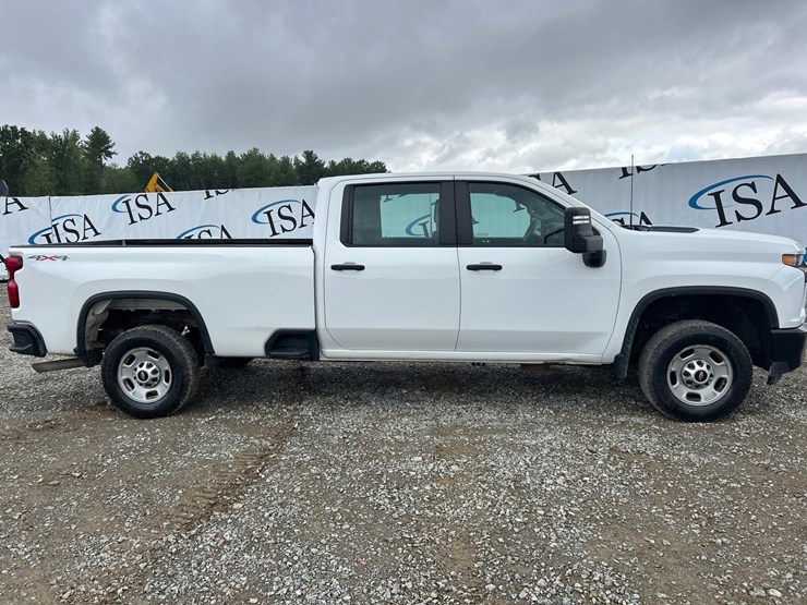 2023-chevrolet-2500-image-6