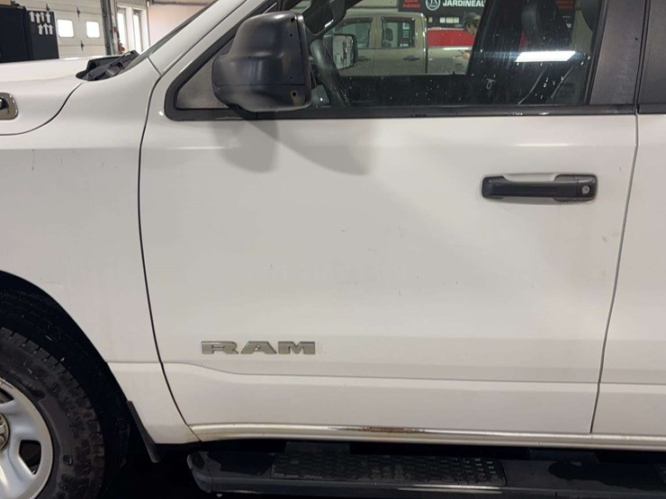2022-dodge-1500-image-25
