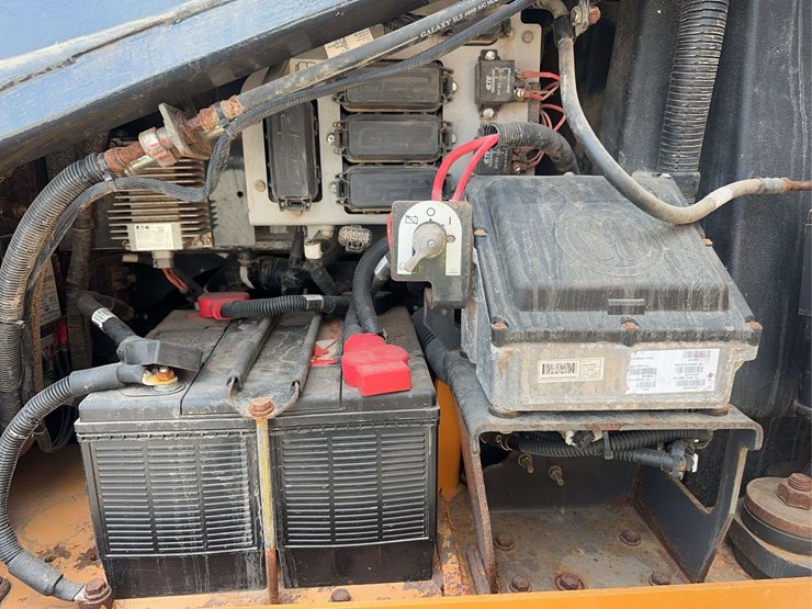 2022-case-850m-image-24