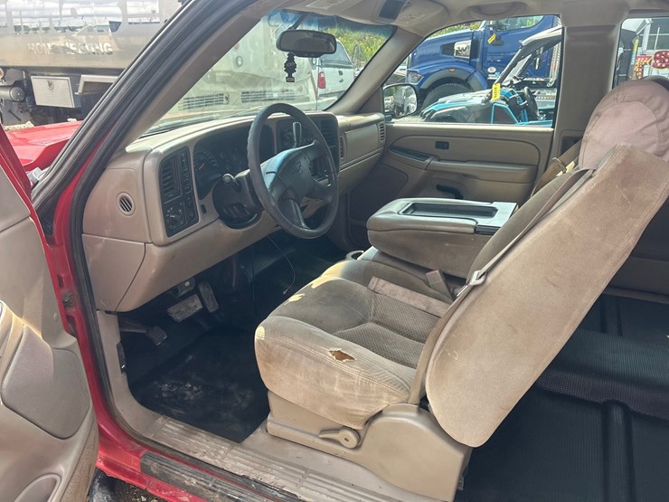 2005-chevrolet-2500-image-41
