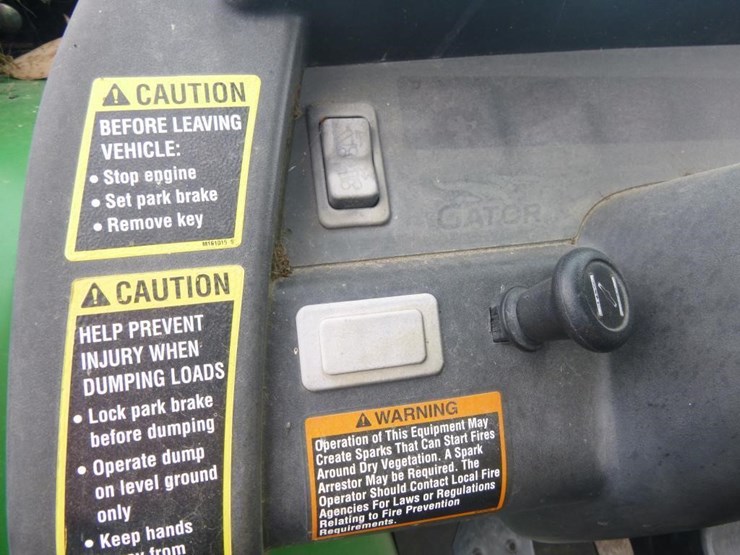 2011-john-deere-gator-hpx-image-9