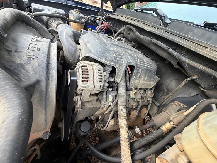 2010-chevrolet-2500-image-47