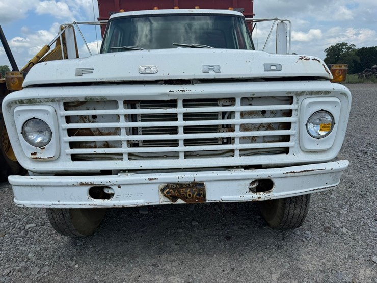 ford-f600-image-4