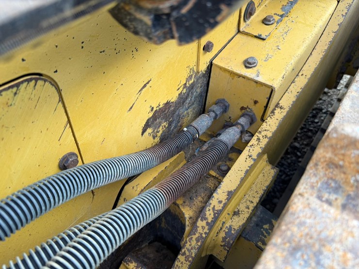 caterpillar-d6k-image-19