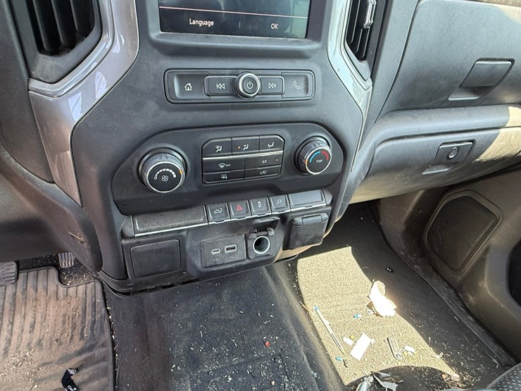 2021-chevrolet-silverado-1500-image-56